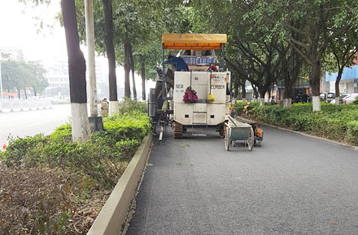 NC1300 Slipform for Curb Rock of Guigang Municipal Road